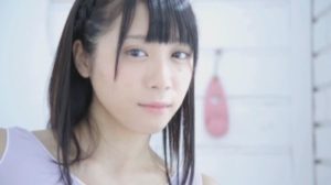 秋月陽向　アウトな清純派が魅せる大胆なショット！